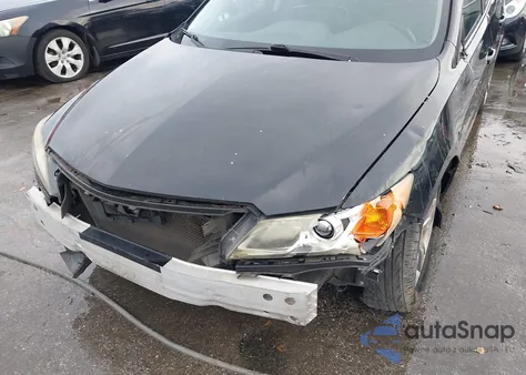 2013 Acura Ilx 2.0L z USA, uszkodzony, nr VIN 19VDE1F74DE008069